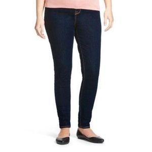 Liz Lange Maternity jeans (side panel)